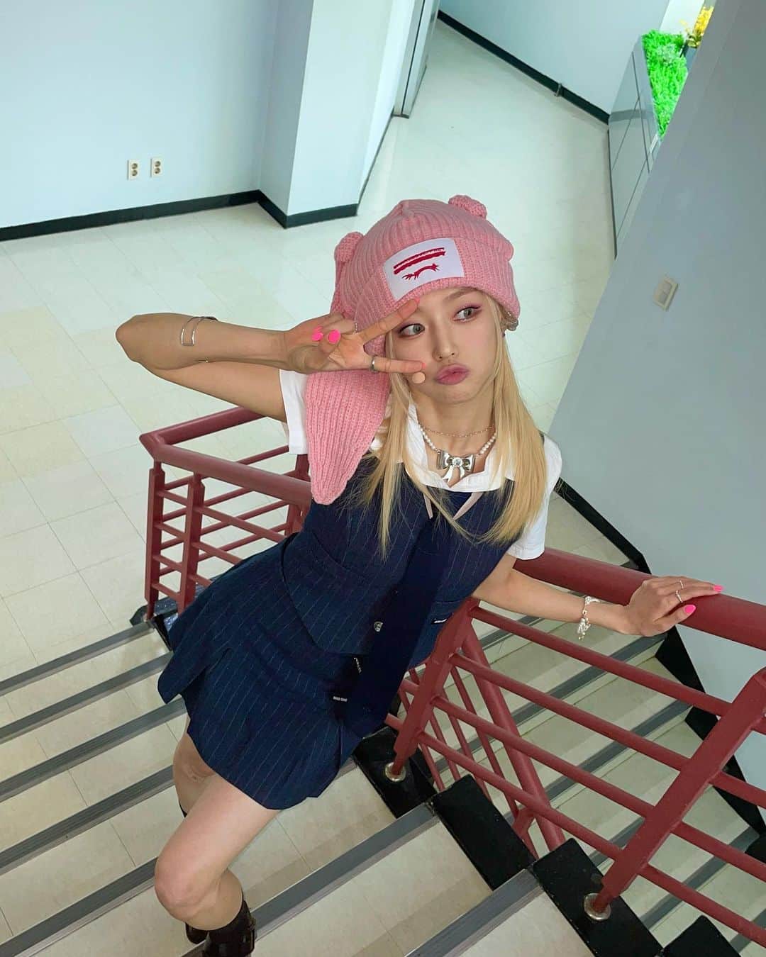 のインスタグラム：「🐰🍒」