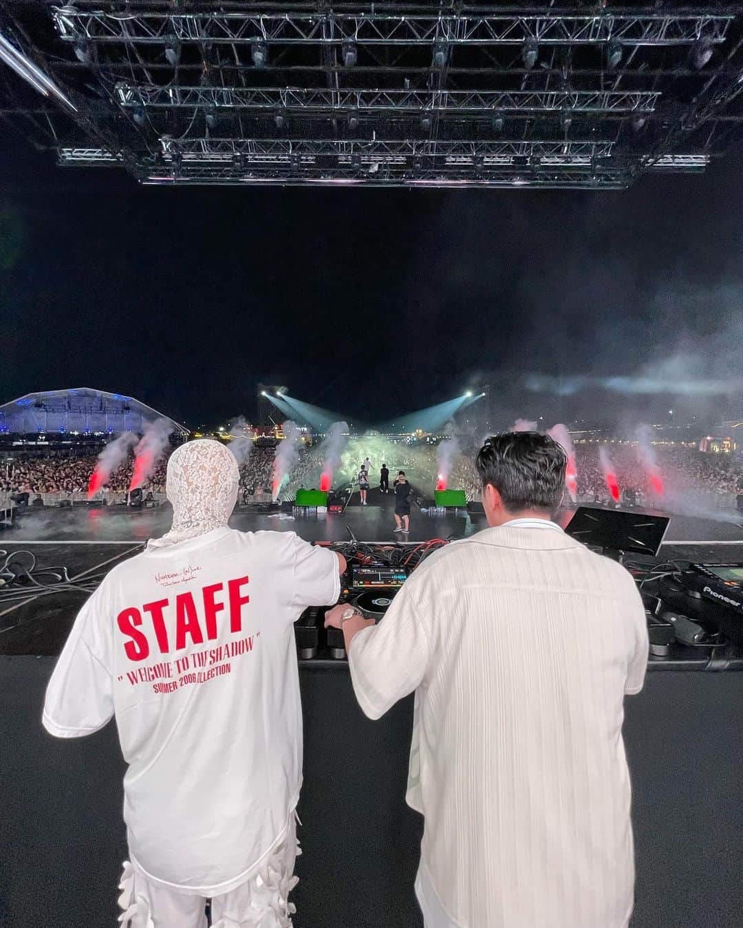 ソン・ファミンさんのインスタグラム写真 - (ソン・ファミンInstagram)「Two things i care about:My family and my team @h1ghrmusic And S/O to my forever boss @moresojuplease @rollingloud.th」4月16日 20時38分 - hwimmm