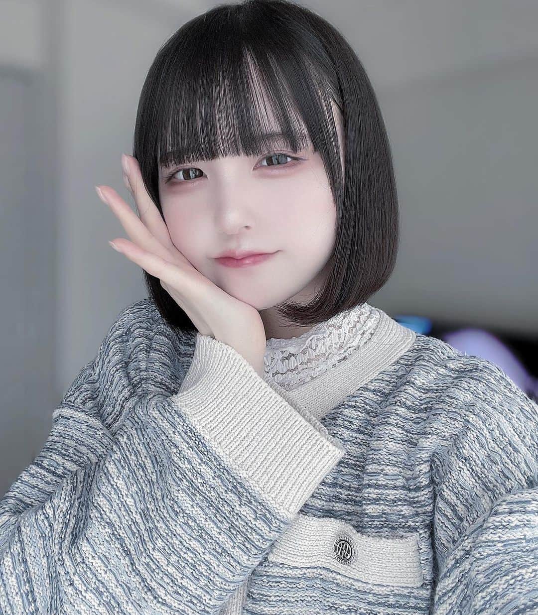 のインスタグラム：「^ - ^  ．  ．  ．  #ボブ #黒髪ボブ」
