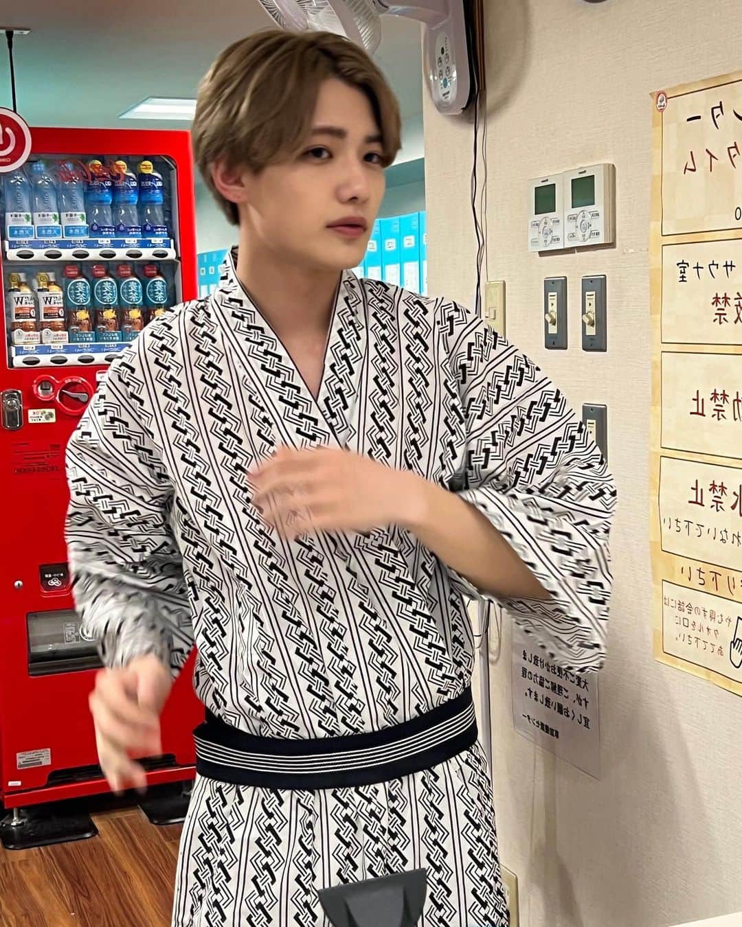 日之出莉久のインスタグラム：「貸切いぇい！いい湯でした♨️」