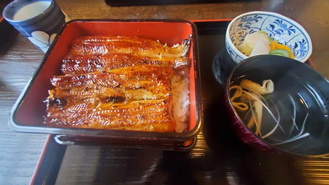 別所哲也さんのインスタグラム写真 - (別所哲也Instagram)「新茶と富士山と鰻重と！」4月16日 21時02分 - tetsuya_bessho