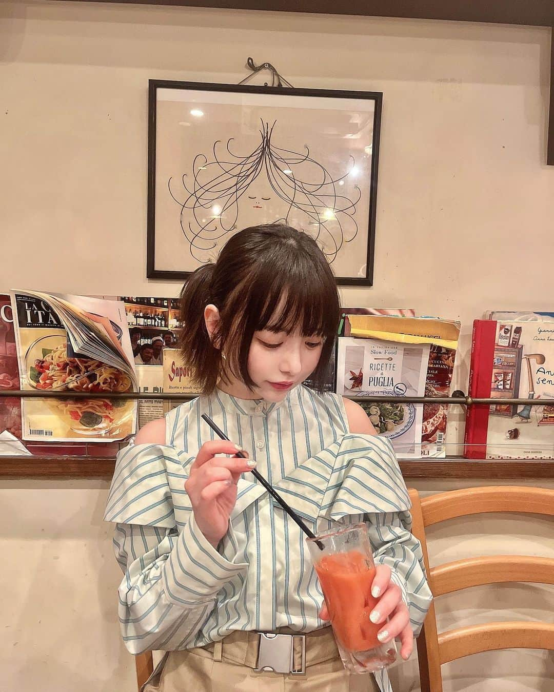 平松可奈子さんのインスタグラム写真 - (平松可奈子Instagram)「月1のご褒美ご飯🍽  お友達のお祝いを🥂 やっぱりイタリアンが好き〜！  お洋服は　@lily_brown_official   #姫カット　#lillybrown  #重め前髪  #ワイドバング」4月16日 21時12分 - 11kanaco14