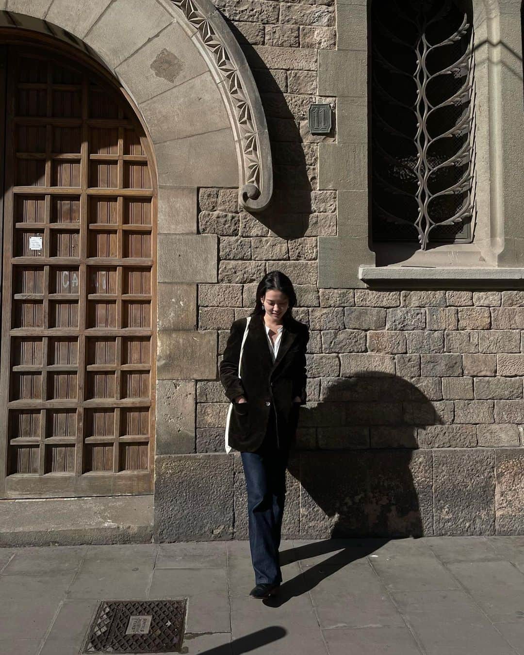 柿本絢菜 (24)さんのインスタグラム写真 - (柿本絢菜 (24)Instagram)「バルセロナを歩く。」4月16日 21時42分 - aa_2.8