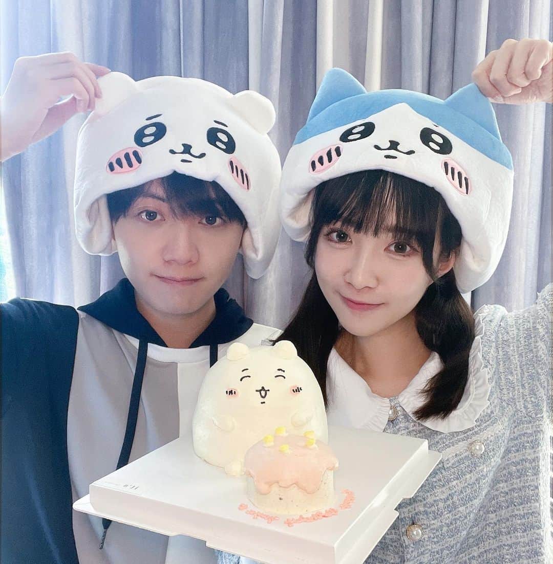 キアナのインスタグラム：「♥︎ 𝗬𝘂𝘆𝘂 𝗛𝗮𝗽𝗽𝘆 𝗕𝗶𝗿𝘁𝗵𝗱𝗮𝘆 ♥︎ 今年都有yuyu寫真集🕶✨」