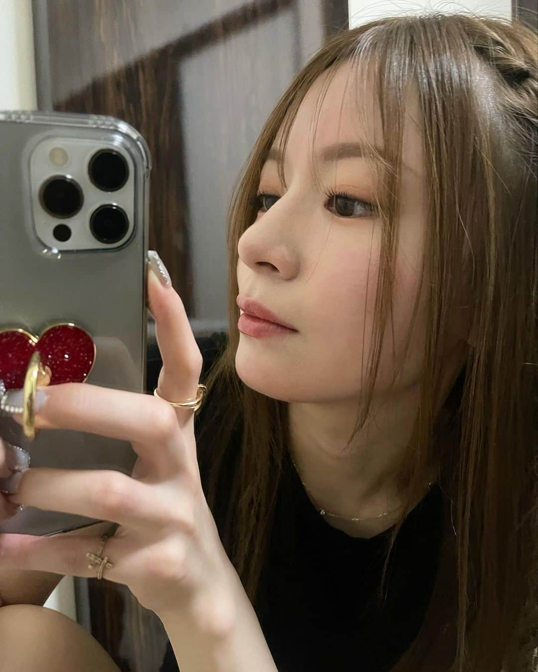 ゆきらのインスタグラム：「🖤🩷🫨」