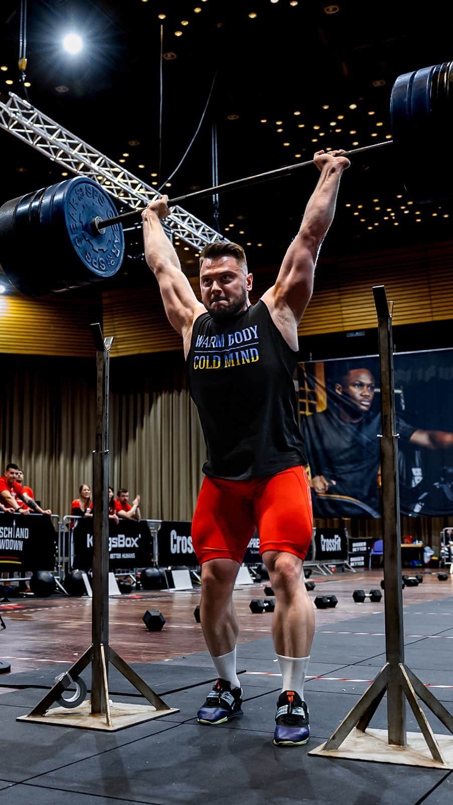 オレクシー・トロフティのインスタグラム：「Warm Body, Cold Mind  . #weightlifting #lifting #liftingweights #training #lifter #olympicweightlifting」