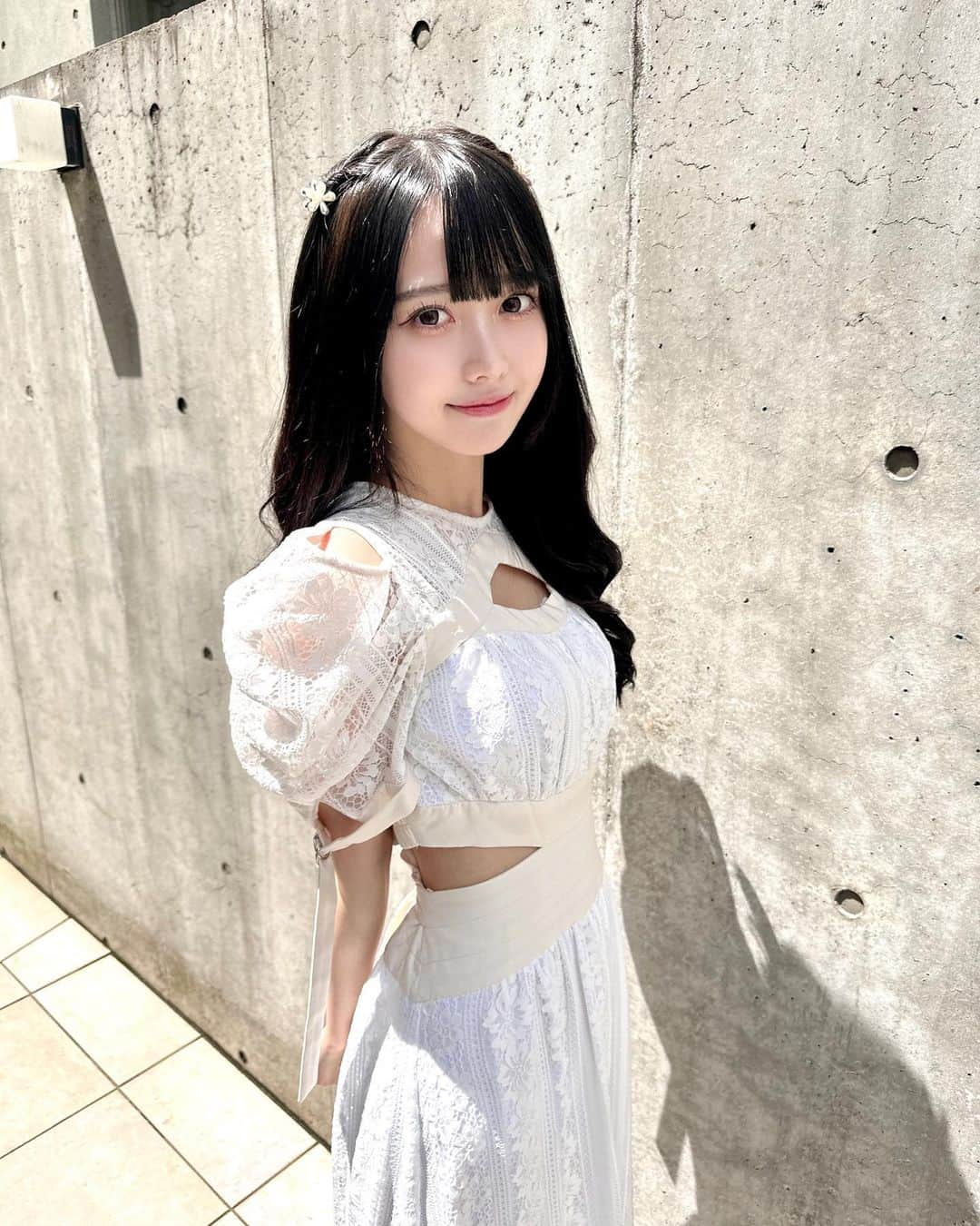 松本ももなさんのインスタグラム写真 - (松本ももなInstagram)「ロングヘア好き？🎀 ほめてくださぁい♡  おはなし会前にロングヘアに イメチェンしたよ💕どうかなぁ？  #ankhcross #アンククロス #snidel #スナイデル #黒髪 #黒髪ロング #シールエクステ #エクステ #extension #高嶺のなでしこ #takanenonadeshiko #타카네노나데시코 #귀여워 #마츠모토모모나」4月16日 22時48分 - momona.1012