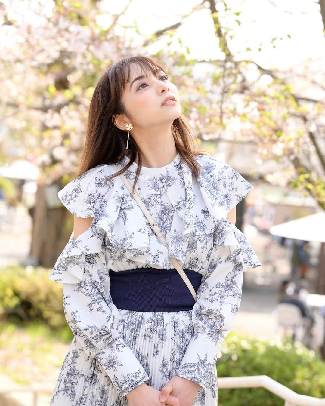 瀬野ユリエのインスタグラム：「🌸🌸🌸 #桜#sakura#よみうりランド#撮影会#春#写真好きな人と繋がりたい#カメラ好きな人と繋がりたい#被写体#モデル#model」