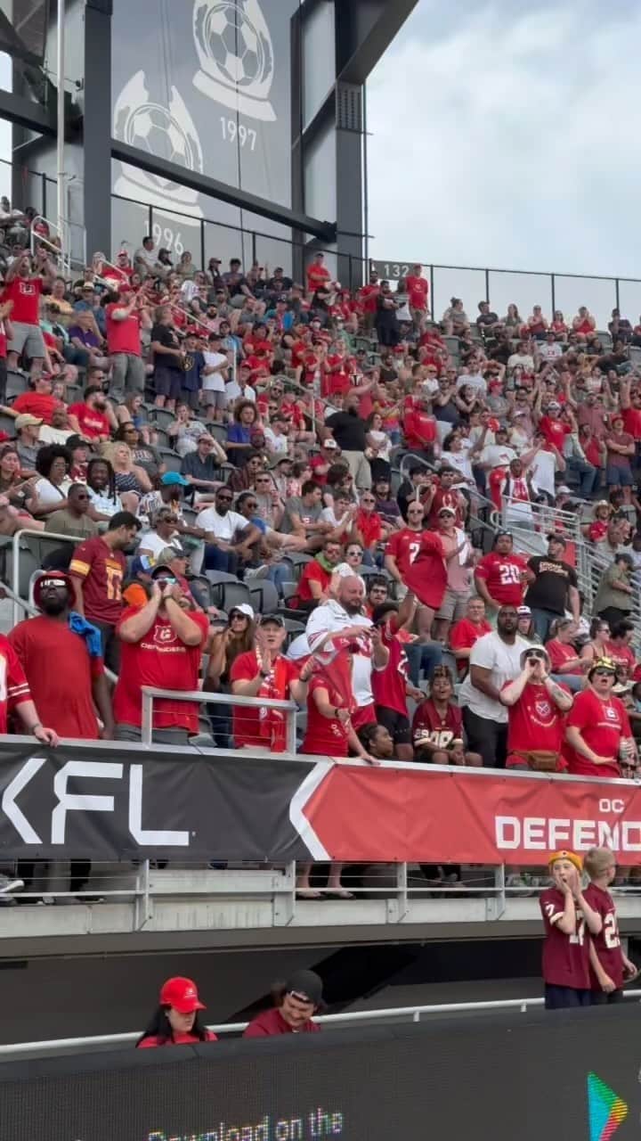 ドウェイン・ジョンソンのインスタグラム：「I often refer to MANA as being a quiet force, but THIS is also MANA ~ you feel it 😉  This SOLD OUT XFL @xfldefenders game today was on f*cking fire 🔥 🏟️  What an incredible and electrifying atmosphere that our XFL players LOVE TO PLAY IN!!!   I’m so happy for our players and this opportunity they get to live their dreams and leave it all on the field for our XFL universe.   @audifield  #SoldOutSunday  #XFL #LeagueOfPassion  #LeagueOfOpportunity  @xfldefenders vs @xflrenegades」