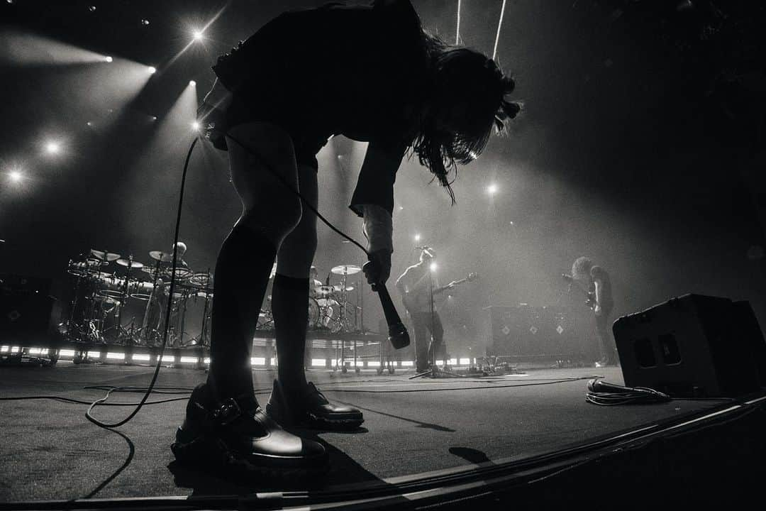 Paramoreのインスタグラム：「Cardiff, UK.  📸: @zacharygray」