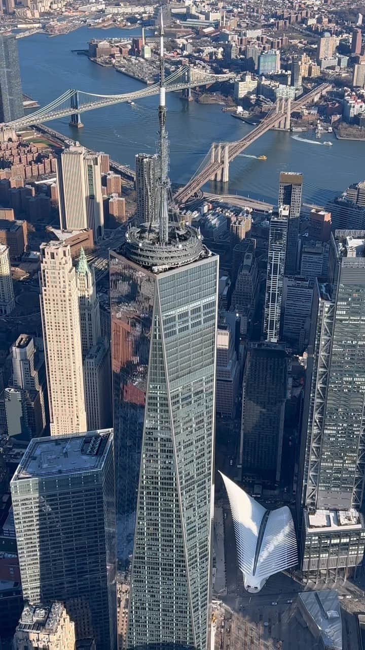 nyonairのインスタグラム：「🚁✨   #reels #reelsinstagram #nyc #newyorkcity」