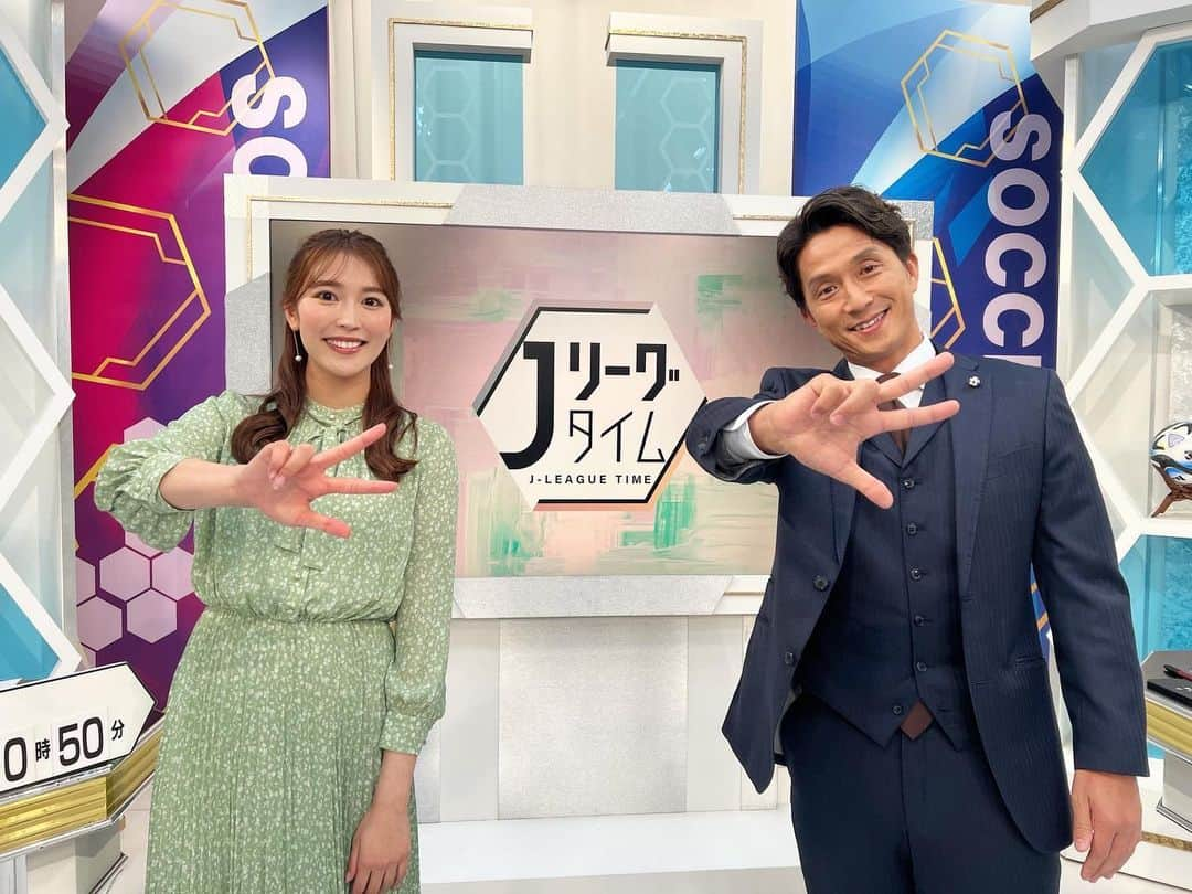 福西崇史さんのインスタグラム写真 - (福西崇史Instagram)「. 2ヶ月ぶりのJリーグタイム出演📺 . 監督というテーマで、 これまでのJリーグもたくさんの監督のおかげで発展してきたなぁ〜と感慨深いものがありました😊⚽️ . 福visionのF🤣 ありがとうございました♪ . #Jリーグタイム #nhk #監督 #jリーグ #30年 #福西崇史 #高階亜梨沙」4月17日 0時07分 - takashi_fukunishi