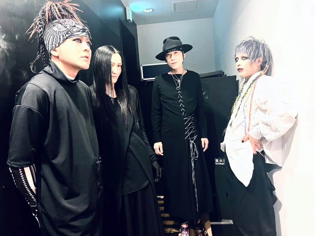 晁直 のインスタグラム：「おつした」