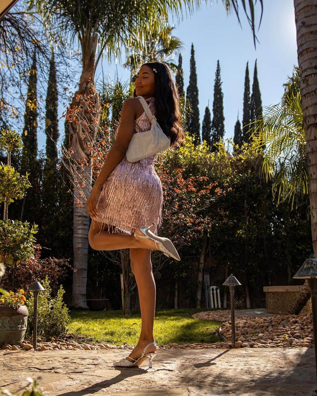Macy'sのインスタグラム：「The perfect dress needs the perfect shoes and a matching bag. It’s the details that make the look.」
