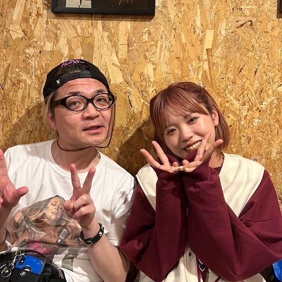 古閑裕さんのインスタグラム写真 - (古閑裕Instagram)「ちゃんゆ胃ちゃん、KOGA MILK BARでの5回目のイベントにして2回し公演、基本楽曲被りなしの〜最高でした。ありがとうございました♪また夏休みあたりいかがでしょうか笑！#ちゃんゆ胃」4月17日 0時33分 - rocketkoga