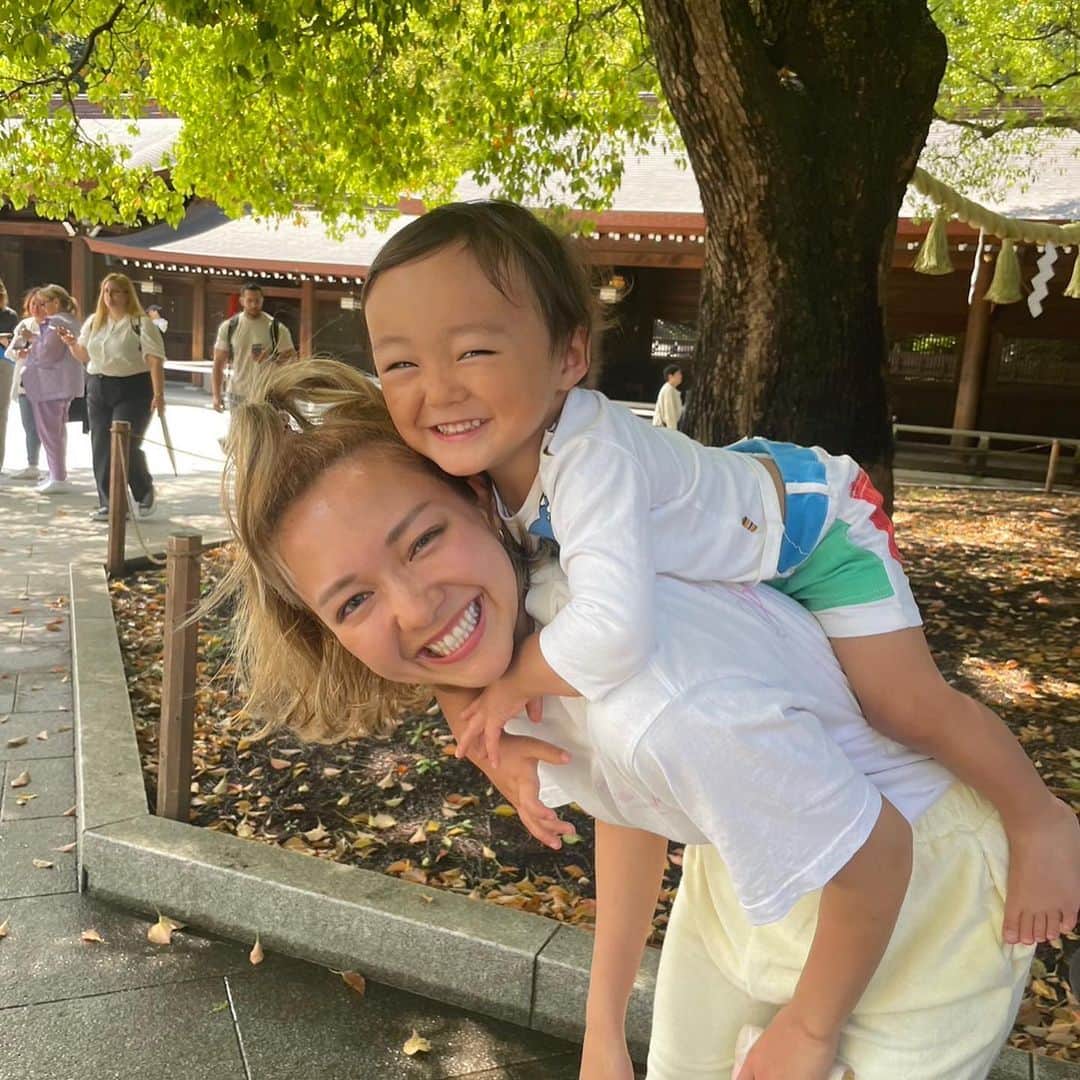 ERIKAのインスタグラム：「いい写真💛  #明治神宮　#meijishrine #goodvibes」