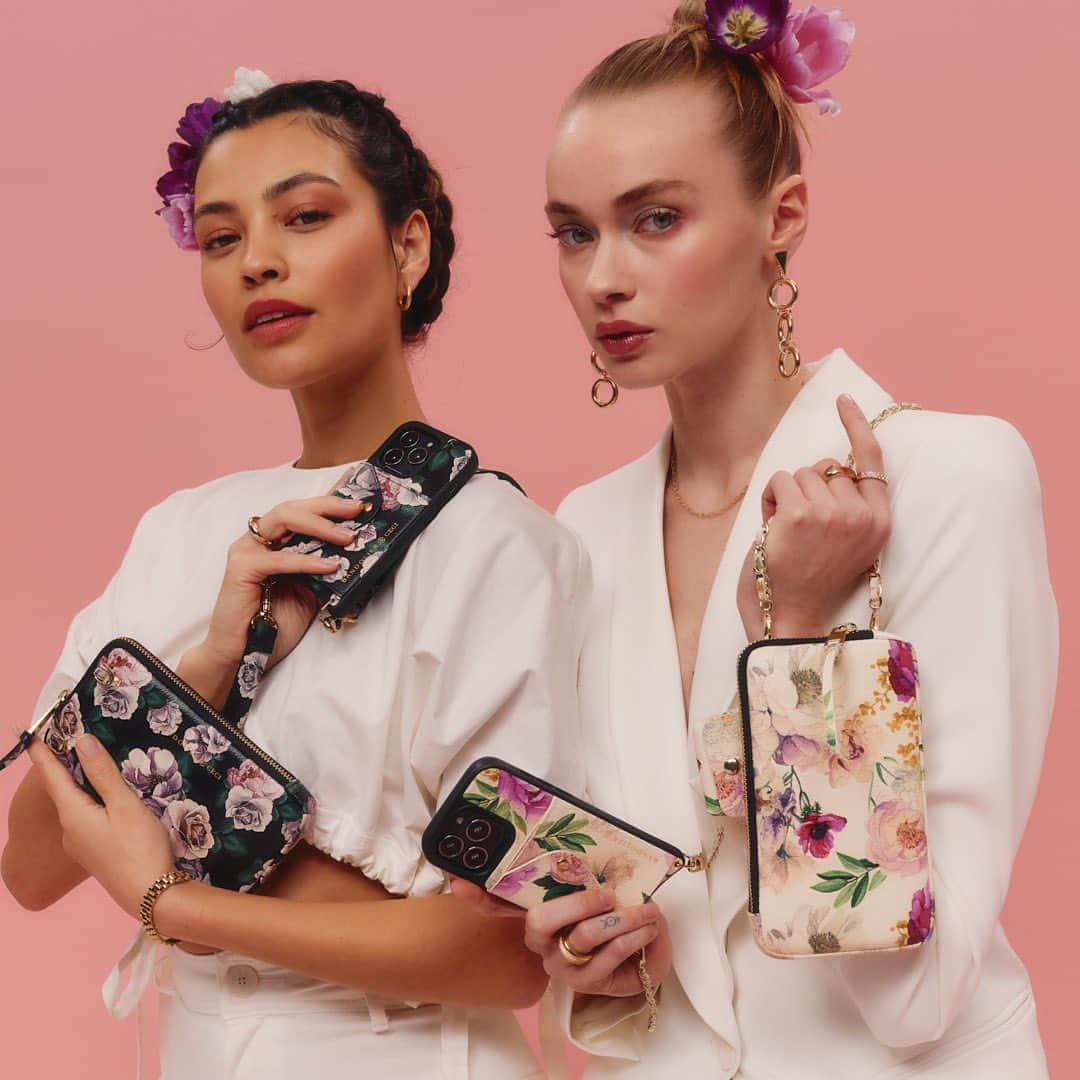 Ceci Johnsonさんのインスタグラム写真 - (Ceci JohnsonInstagram)「JUST LAUNCHED: a match made in luxury. ✨   Our limited-edition capsule collection with @BandolierStyle is now officially launched! 🌷   The #BandolierxCeci spring collection combines the beauty of nature with elegance to enhance any outfit. Our Founder and Creative Director, @CeciJohnson, and our design team hand-painted and curated each print. The detachable straps and accessories allow you to carry your phone and other essentials hands-free, making it the perfect option for the modern, sophisticated woman. Shop the collection today before it sells out! Link in bio.   #cecinewyork #cecijohnson #bandolier #bandolierstyle #matchmadeinluxury #luxuryiphonecases #handpaintediphonecases #springiphonecase #springtechaccessories #beautifyyourworld #justlaunched #floraliphonecases #floralfashion #floralaccessories」4月17日 0時50分 - cecinewyork