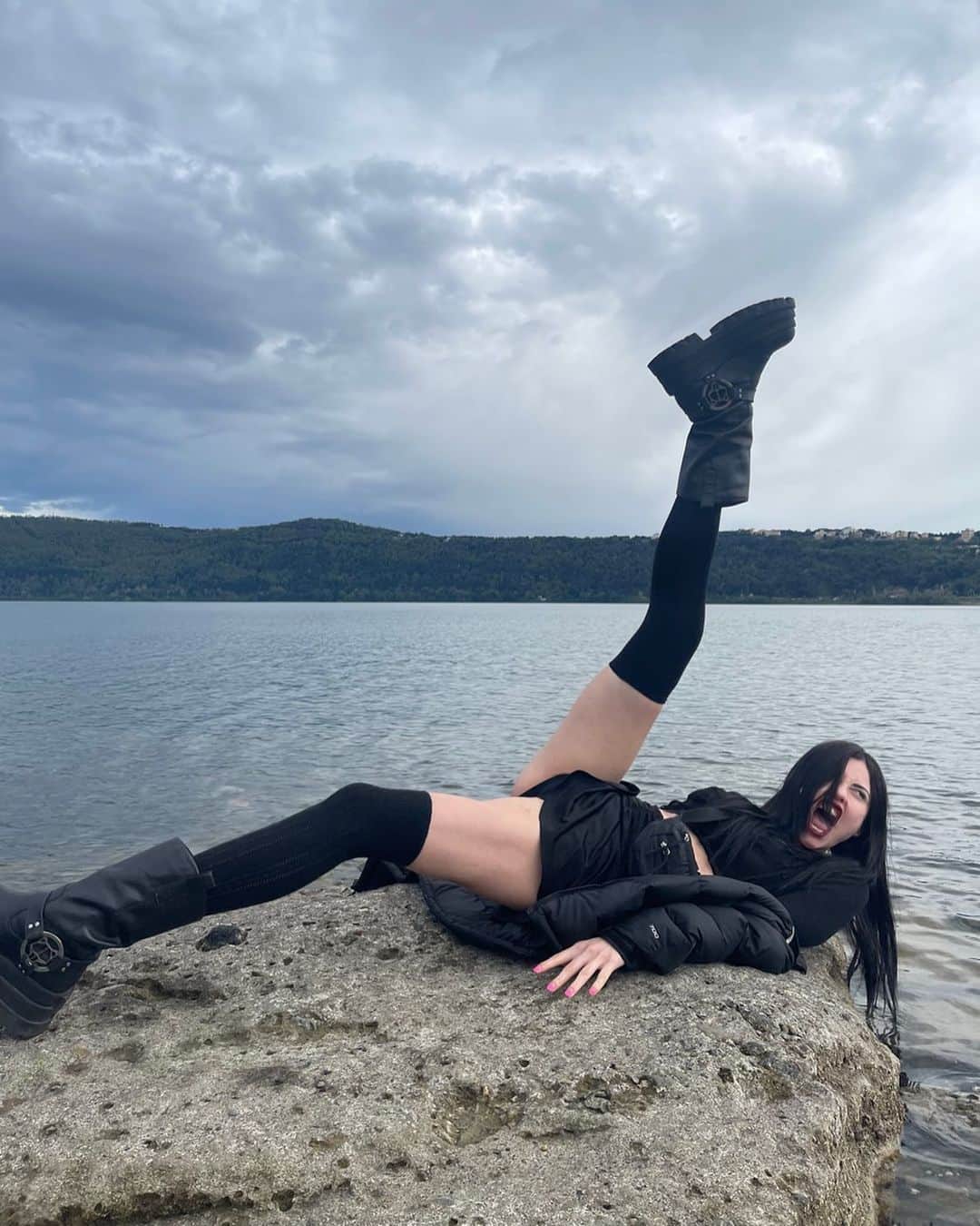 Greta Menchiのインスタグラム：「boooooooooooooooring」