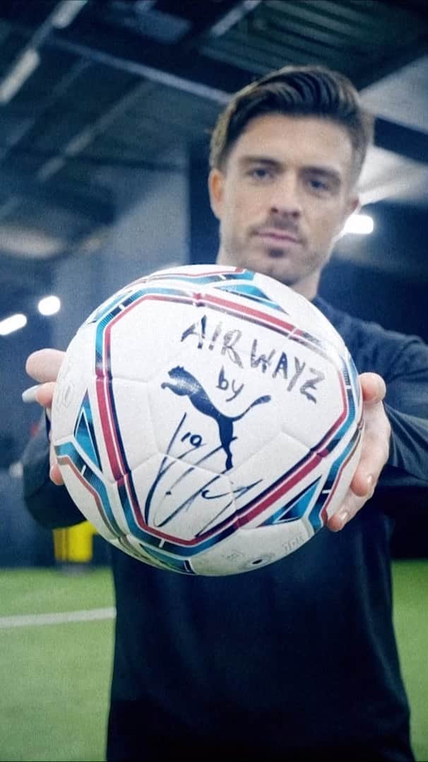 ジャック・グリーリッシュのインスタグラム：「Join me on AirWayz! My channel is officially live and I’m posting my tips, tricks and an inside look at my life on and off the pitch.  Don’t miss out on the action and good times - click the link in bio to join the most positive community in sports! #AirWayz #TeamAirWayz」
