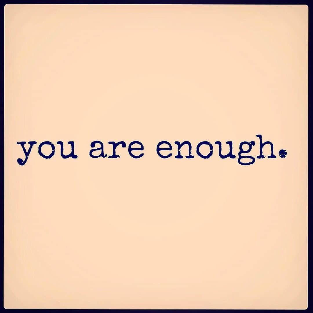 アリミ・バラードさんのインスタグラム写真 - (アリミ・バラードInstagram)「Consider the notion.. 💫👑💯 #YouARE #WORTHY #ENOUGH #BLESSED #DIVINE」4月17日 1時23分 - alimiballard