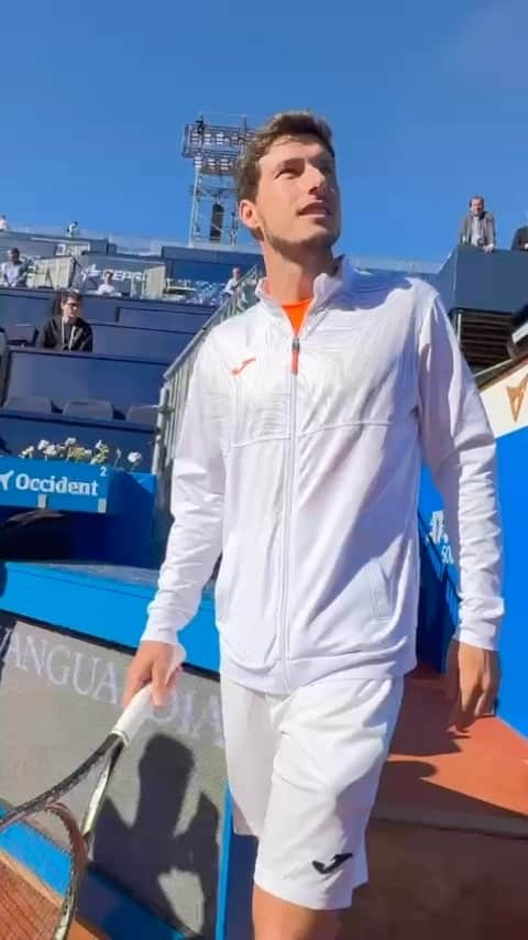 パブロ・カレーニョ・ブスタのインスタグラム：「Qué momento tan mágico hoy en @bcnopenbs pudiendo compartir un día de tenis en el Clinic @isdin #isdinambassador #isdin #isdinlover #BcnOpenBs」