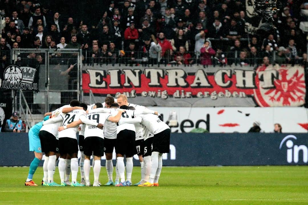 セバスティアン・ローデのインスタグラム：「Weiter dranbleiben! 🦅⚽️ #SGE」