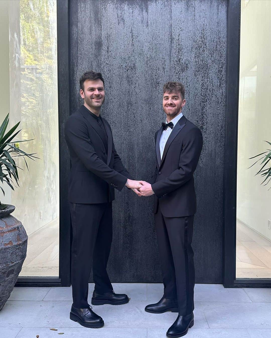 The Chainsmokersのインスタグラム：「finally renewing our vows! and got a good minister this time :)」