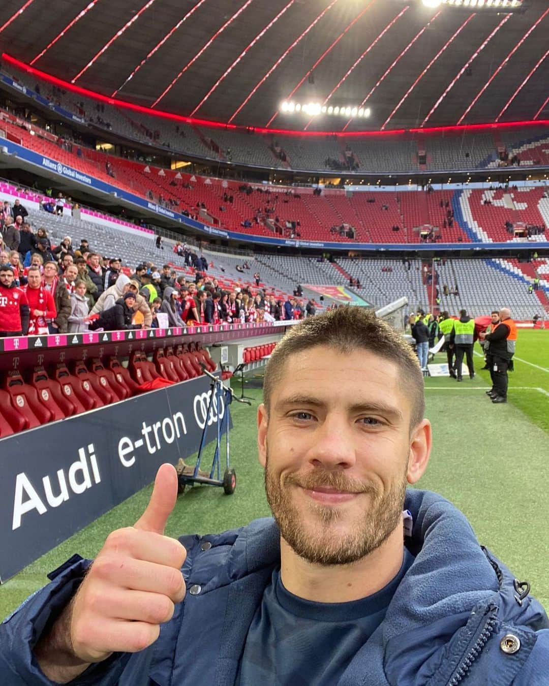 のインスタグラム：「👍🏻😉」
