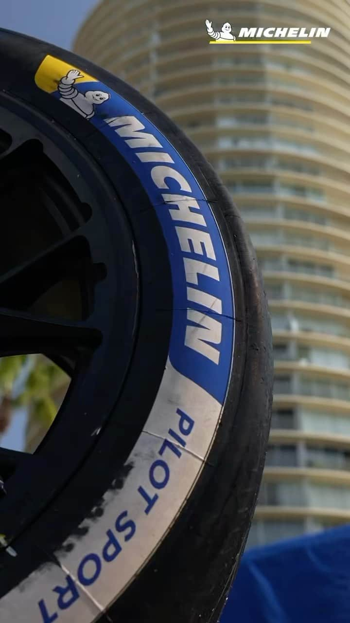 ミシュランのインスタグラム：「The streets of Long Beach showcased innovations from IMSA and Michelin with track to street connections. Porsche Penske Motorsport scored its first GTP win while running the entire race on one set of MICHELIN® tires!   #MichelinMotorsport #Michelin #AGPLB #LongBeach #Acura #Porsche」