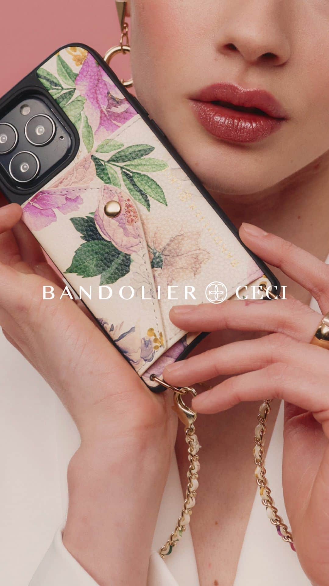 Ceci Johnsonのインスタグラム：「Introducing our limited-edition capsule collection with @cecinewyork . This collection features romantic floral prints hand-painted by @CeciJohnson on our signature pebble leather accessories—just in time for Spring.  The Lily Set in Ivory/Gold 🤍🌸 Just like a lush spring bouquet, this set features a fresh peony print with a threaded gold chain crossbody strap + matching wristlet for maximum versatility.  Hailey Crossbody in Dark Floral/Gold 🖤💐 Elevate your spring style with this moody floral print featuring dark peony blooms in our classic crossbody style, Hailey.   ✨Need to store more? Both options have matching Expanded Pouches + Avery AirPod Pouches. 🛍️ Shop the Ceci collection available now at bandolierstyle.com.」