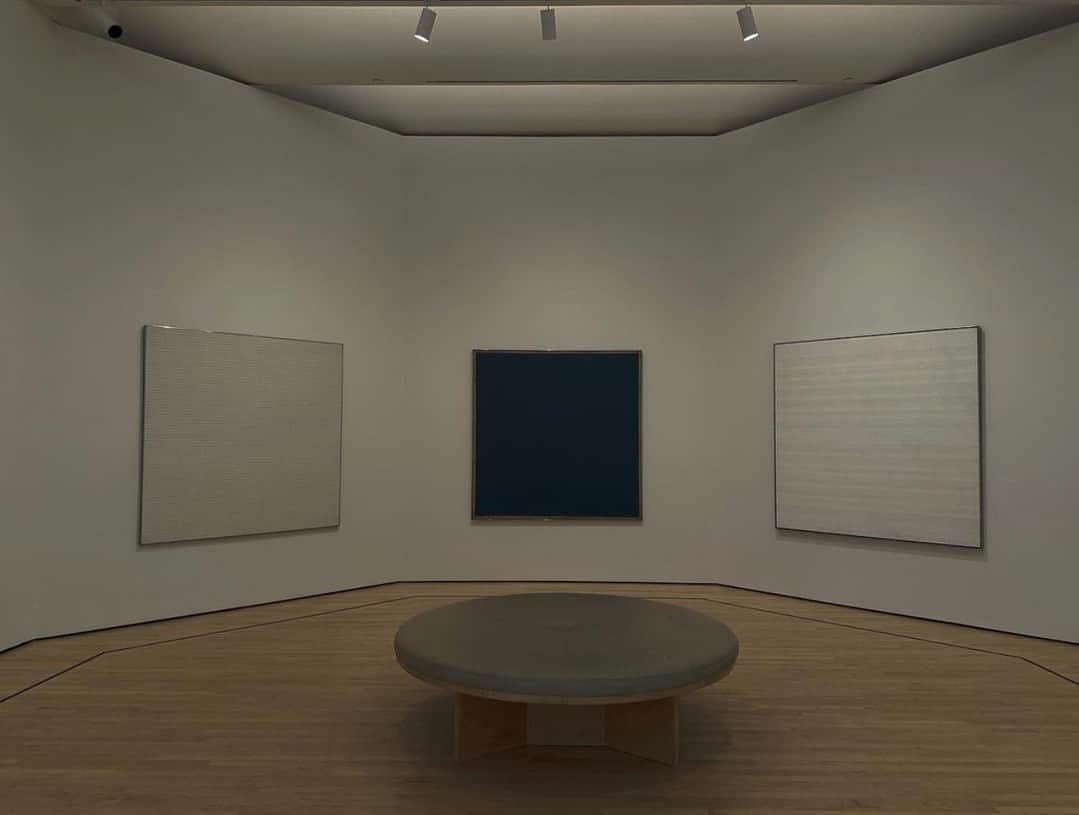 パブリッシュブランドのインスタグラム：「Dimensions. . . . #publishbrand #todayfortomorrow #publishers #museumart #minimalism #minimalismformen #museumaesthetic #menslife #mensstyle #mensfashionpage」