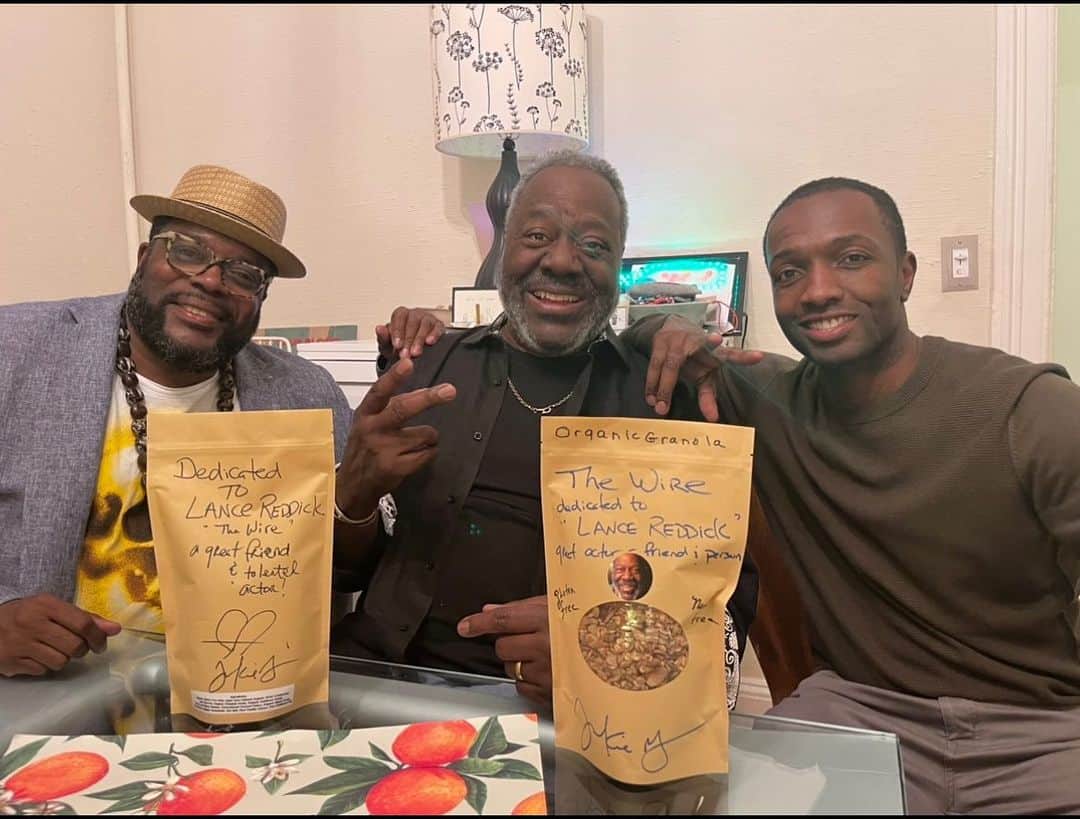ジェイミー・ヘクターのインスタグラム：「Breaking bread and celebrating the life of our Guy @thereallancereddick with @faison.frankie @chadlcoleman  eat laugh reminisce」