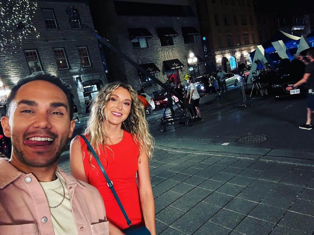 アレクサ・ヴェガのインスタグラム：「Back at it again :) I love love love making movies with this incredible human ❤️ 🎥 🇨🇦」