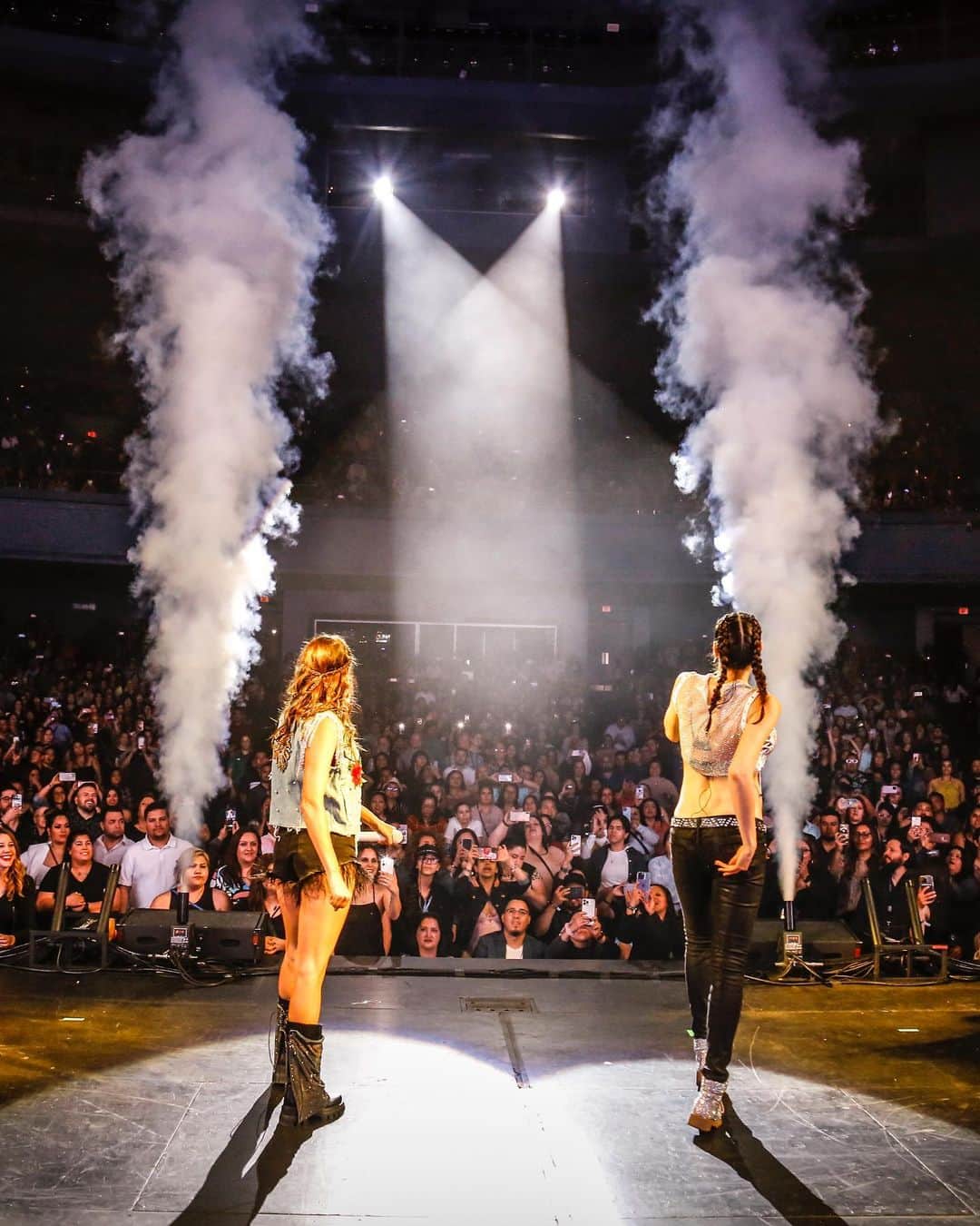 Ha-Ashさんのインスタグラム写真 - (Ha-AshInstagram)「Chicago!! Wow!! Cantaron y ...