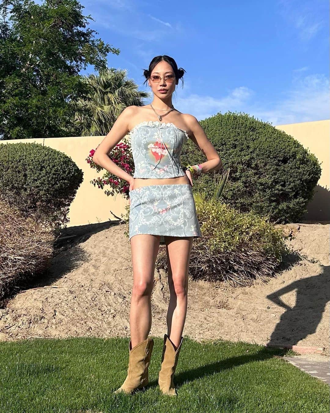パク ・スジュのインスタグラム：「💅🏻🫀💅🏻」