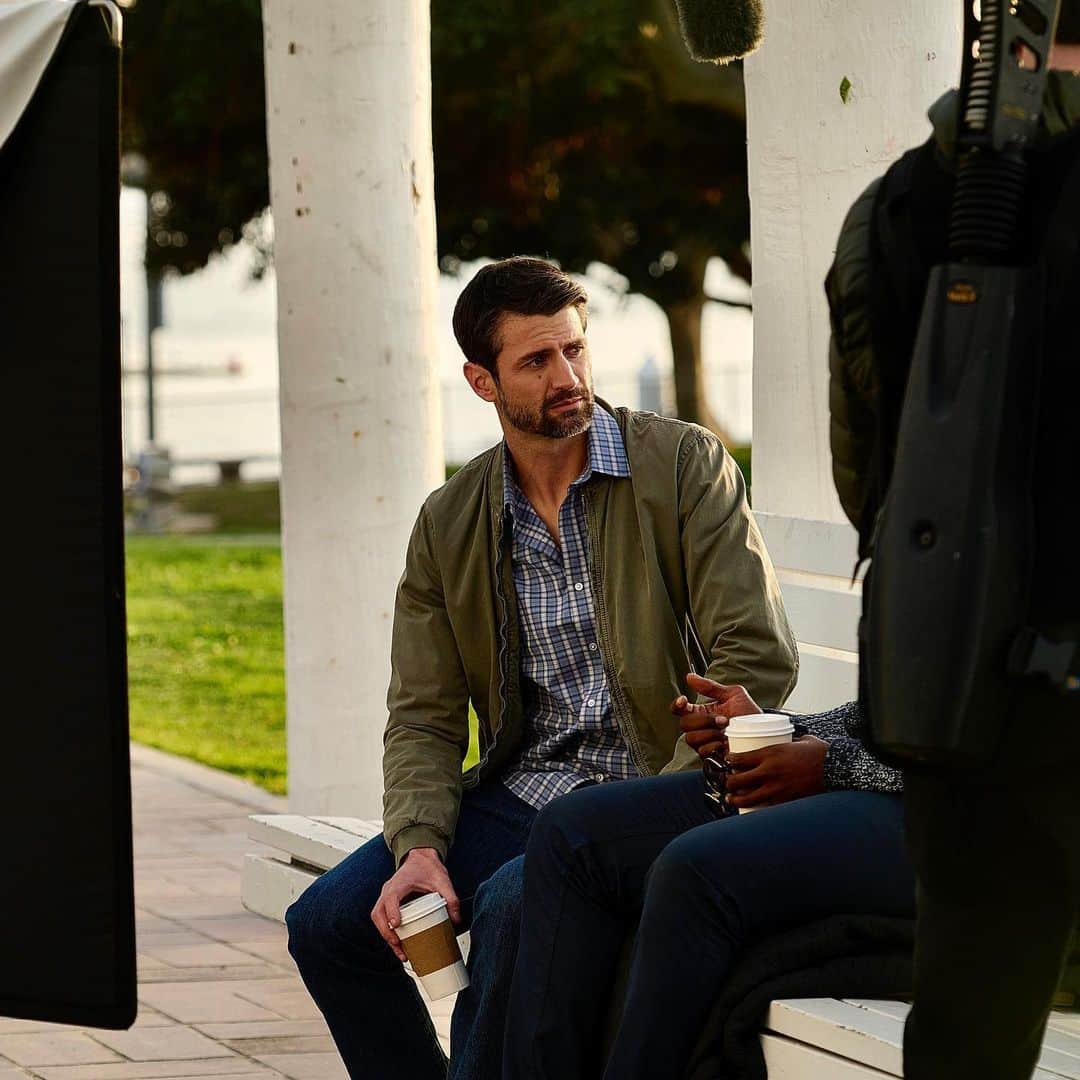 ジェームズ・ラファティのインスタグラム：「#BTS Jeremy Davis wondering if you’re joining us for a special screening of @everyoneisdoinggreat at @Seriesfest, Sunday May 7th.   It’s the first episode of the 2nd season and we can’t wait to share it with the #EDGheroes who helped us get here. Also this festival rocks, and so does Denver. See ya there?」