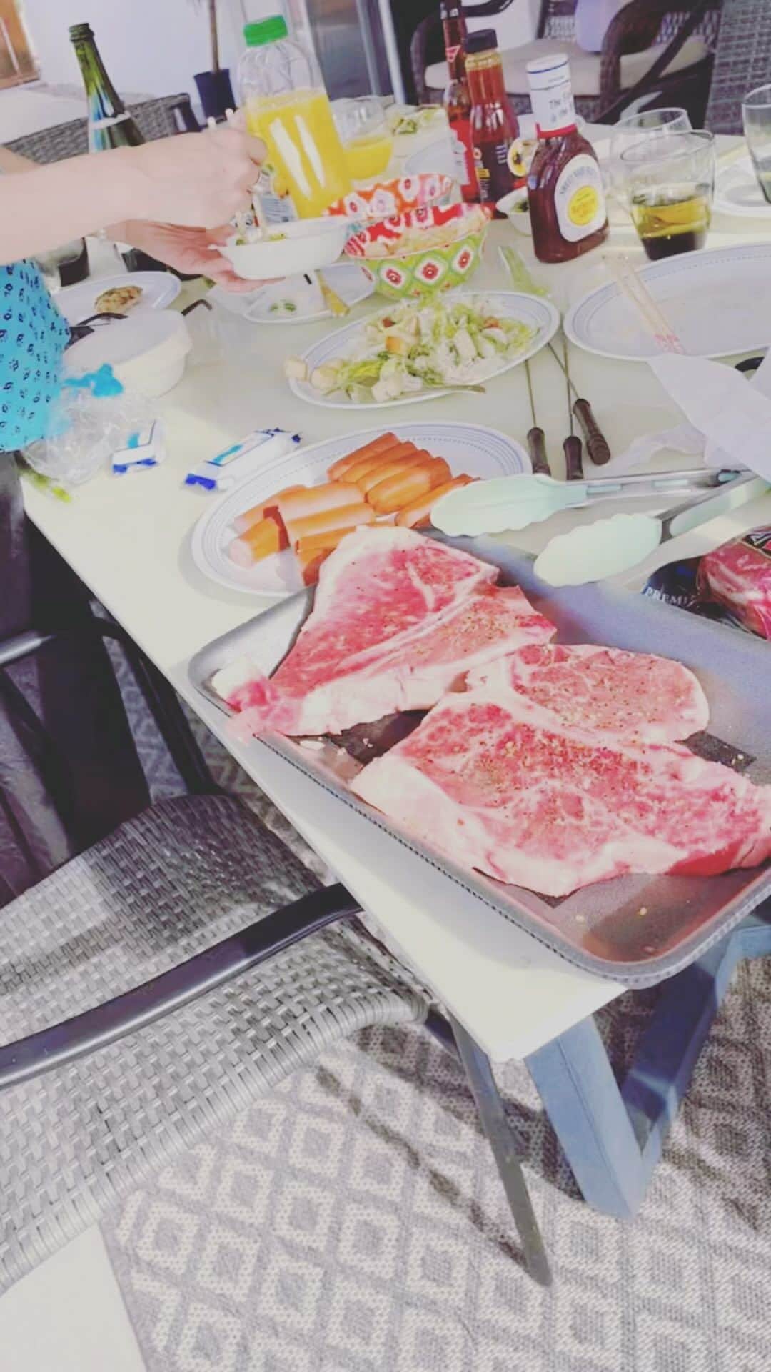 のインスタグラム：「BBQ in California !」