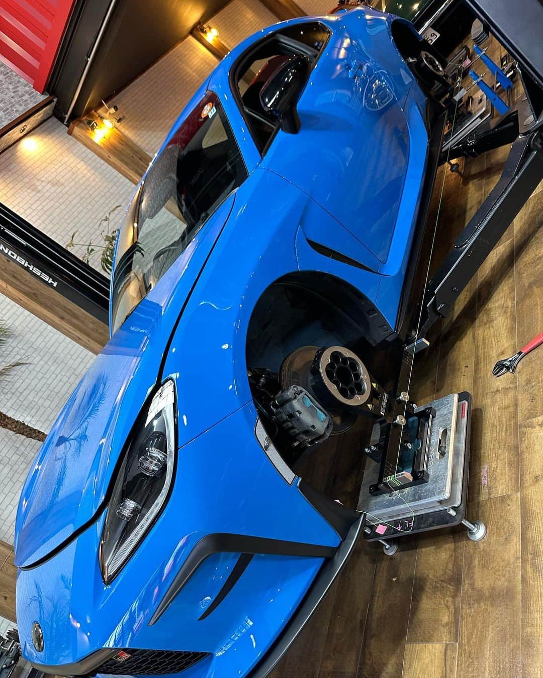 織戸学のインスタグラム：「抜群のクオリティーの  Setup Wizzard dummy wheel  最高」