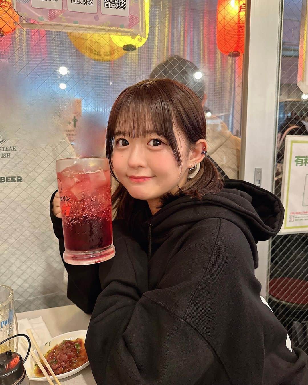 羽崎ほのさんのインスタグラム写真 - (羽崎ほのInstagram)「いっしょに飲む、？」4月17日 22時24分 - hazaki_hono