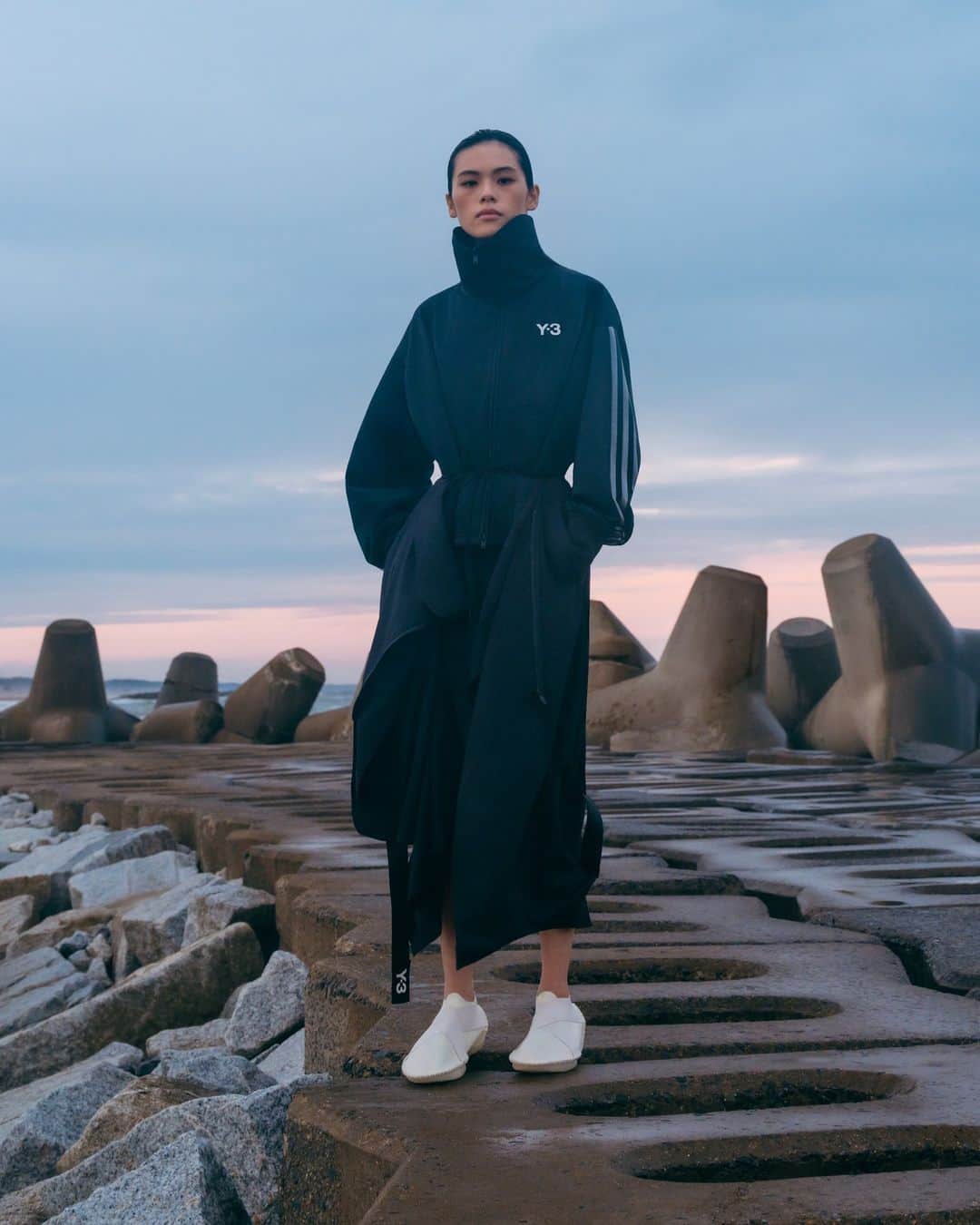 ワイスリーのインスタグラム：「@adidasy3 Chapter 2.  Channeling meditations between land and sea.  Available now at adidas.com/y-3, on CONFIRMED, in store and through select retailers.  #adidas #Y3 #YohjiYamamoto」