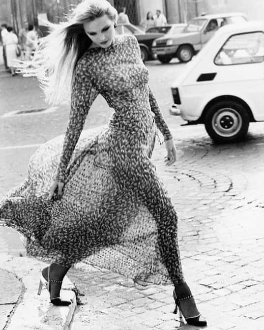 アーサー・エルゴートさんのインスタグラム写真 - (アーサー・エルゴートInstagram)「Michelle Stevens, Italy, Italian Harper’s Bazaar, 1978. Hair: @hairbychristiaan」4月17日 23時00分 - arthurelgort