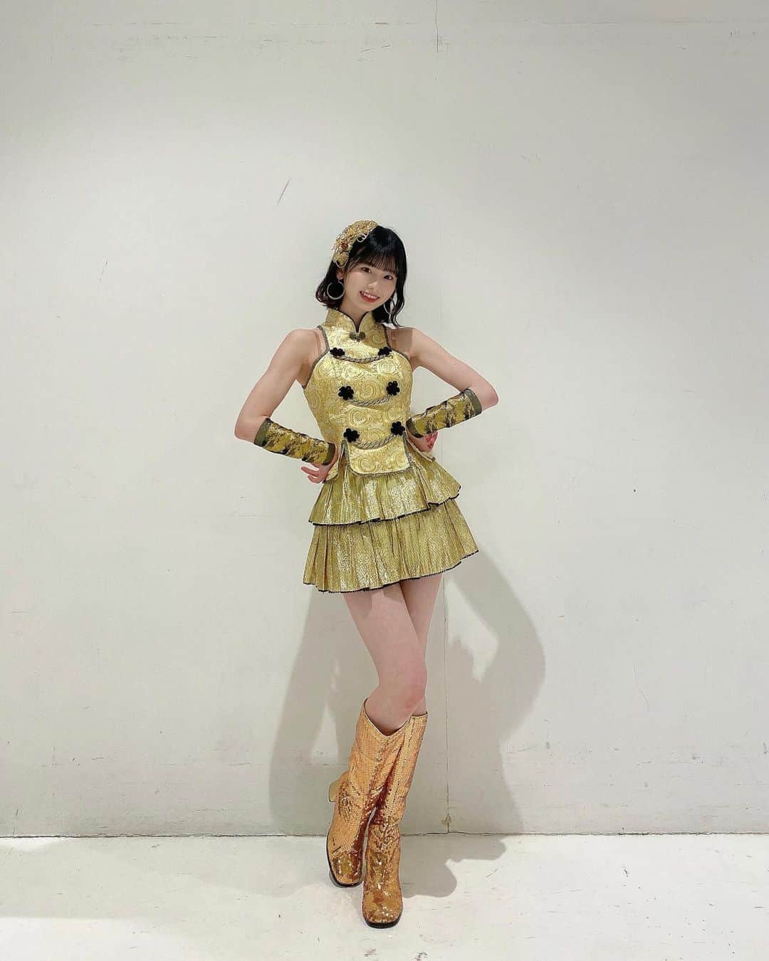 のインスタグラム：「. フライングゲット😆✨  #AKB48 #フライングゲット #衣装」