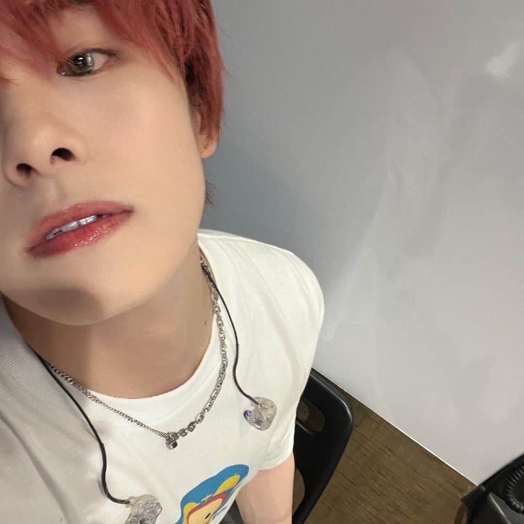【公式】JO1さんのインスタグラム写真 - (【公式】JO1Instagram)「⏰🌸⚡️  #JO1 #川西拓実  #KAWANISHITAKUMI #じぇおグラム」4月17日 17時03分 - official_jo1