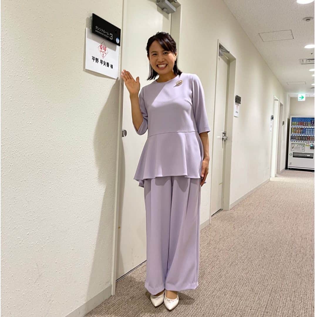 のインスタグラム：「番組で着た衣装です✨ ・ #卓球ジャパン セットアップ @soeju_official  靴 @dianashoespress  ・ #グッドモーニング ワンピース @nolleys_official  靴 @dianashoespress  ・ どちらも素敵な衣装でした🥰」