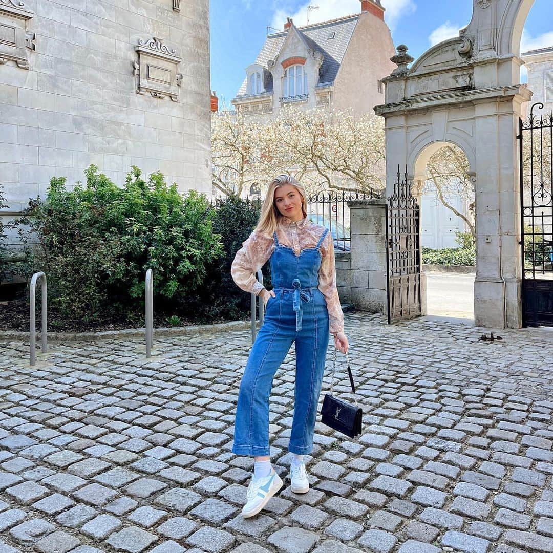 ゴーラのインスタグラム：「Step into spring in our new Topspin 👟⁠ ⁠ 📷 @luanagrelett ⁠ ⁠ Shop now at Gola.co.uk⁠ 🔎 style: Topspin」