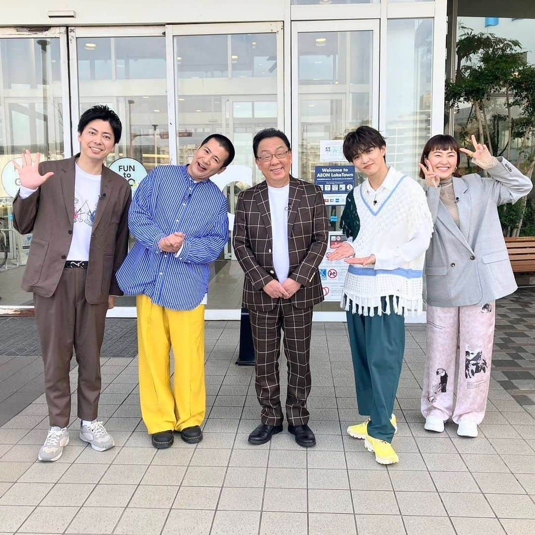 日本テレビ「ヒルナンデス！」さんのインスタグラム写真 - (日本テレビ「ヒルナンデス！」Instagram)「. 今日のゲストはTHE RAMPAGEの#与那嶺瑠唯 さん、#鈴木昂秀 さん、#浦川翔平 さんでした✨✨✨  3COINSと212 KITCHEN STORE、どちらも最新アウトドアグッズ含めすぐに欲しくなるものばかりでした🥹💗  料理のコツテスト、何問わかりましたか？いつもロケ後は学んだコツを実践して料理してみるのですが、本当に一手間で魔法のように美味しくなるのでハマっている企画です🥰みなさんもぜひ！  そして、クレイジーケンバンドのギタリスト#小野瀬雅生 さんの熱狂グルメ、天丼！インパクト大のものばかりでしたね！！スタジオでの生ギター演奏も素敵でした😚  🌼明日のヒルナンデスは〜？🌼  ①一番探し旅 in 川越  ② ライフスタイル Weekを調査  ③ラクして美味しい！藤井恵流ニューレパートリー  #ヒルナンデス #梅沢富美男 #佐藤大樹 #村上佳菜子 #コットン #柴田理恵 #三倉佳奈 #小峠英二 #浦野モモ (C)日本テレビ」4月17日 17時42分 - hirunandesu_ntv_official