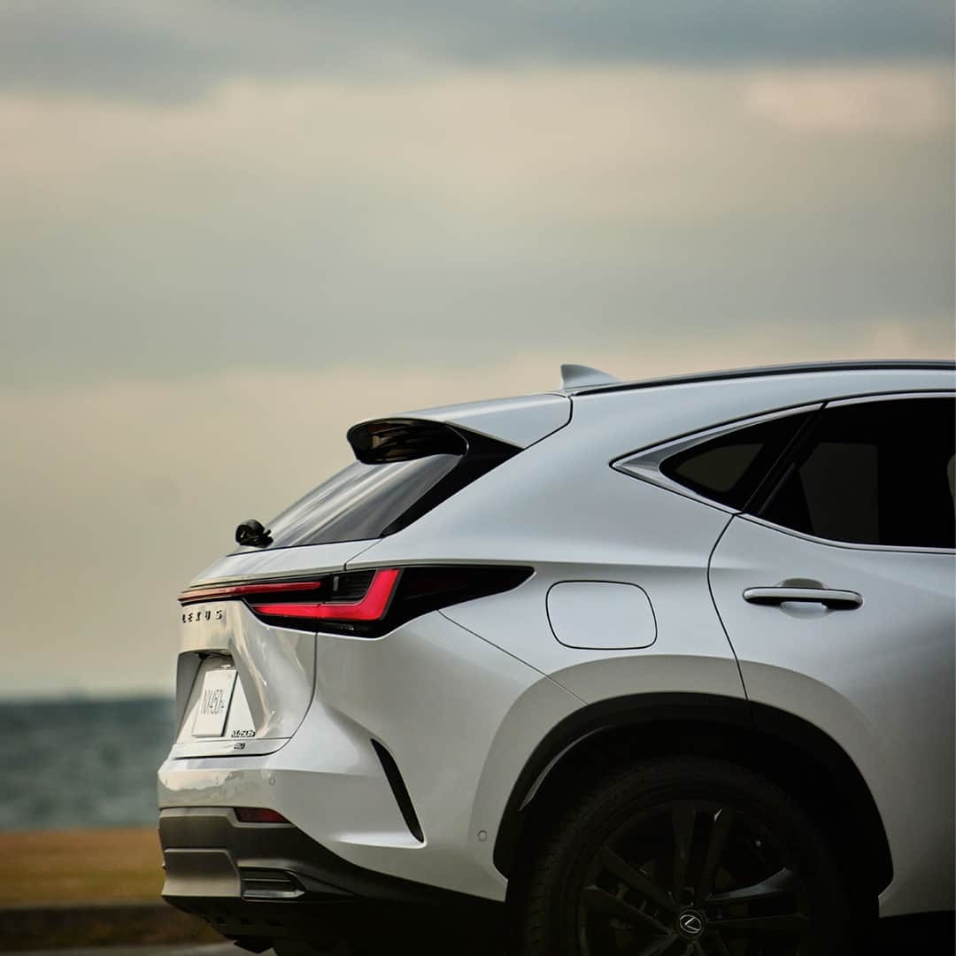 LEXUS / レクサスさんのインスタグラム写真 - (LEXUS / レクサスInstagram)「- LEXUS NX -  #Lexus #LexusNX #NX #lexusgram  #lexuslife #lexusjpphotography #SUV #luxurysuv #carsofinstagram #carlifestyle #carphotography #LexusGallery  #drive #whitecar #luxury #lexusnation #dailylexus #carlovers #carlove #carscene #caraddict #carculture #automobiles #fastcar #carnews #carcollection #nicecar #instacars #automotivephotographer」4月17日 18時01分 - lexus_jp