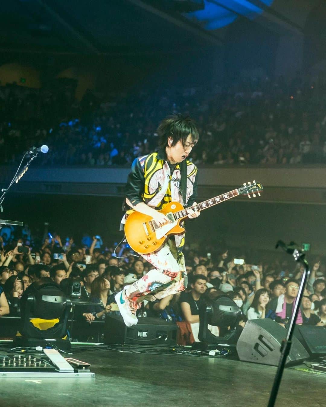 のインスタグラム：「Thank you for coming today! You guys awesome! I'm Come back stage now! I'm so glad! I Love you all! See you next in LA  Photo by Takeshi Yao  #やっとステージにもどれました #やっとみんなと一緒に音が出せるようになりました #本当にうれしかったです #これからもよろしくお願いします  #あとアメリカついてからアサイーボウル2個食べました #おいしい」