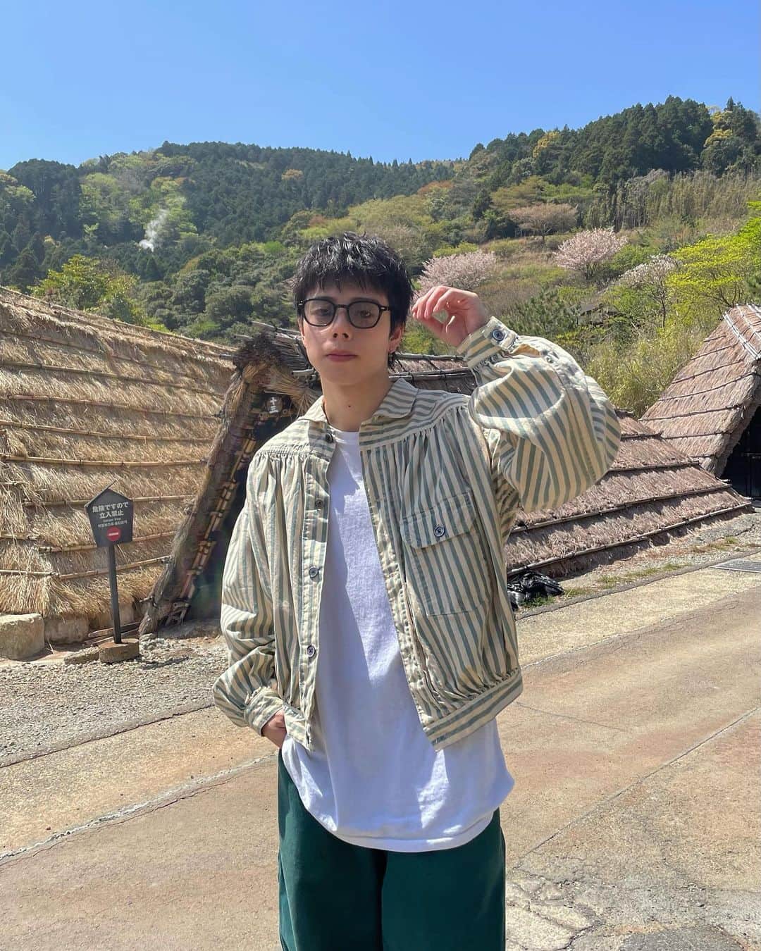 しょーきのインスタグラム：「大分にある湯の里♨️ 大分に行く人には是非行ってほしい🚗💨  とにかく露天風呂が日本一 また大分で温泉巡りしたい♨️🙆🏻‍♂️  次の旅行先はどこがいいかコメントで教えて👍🏻」