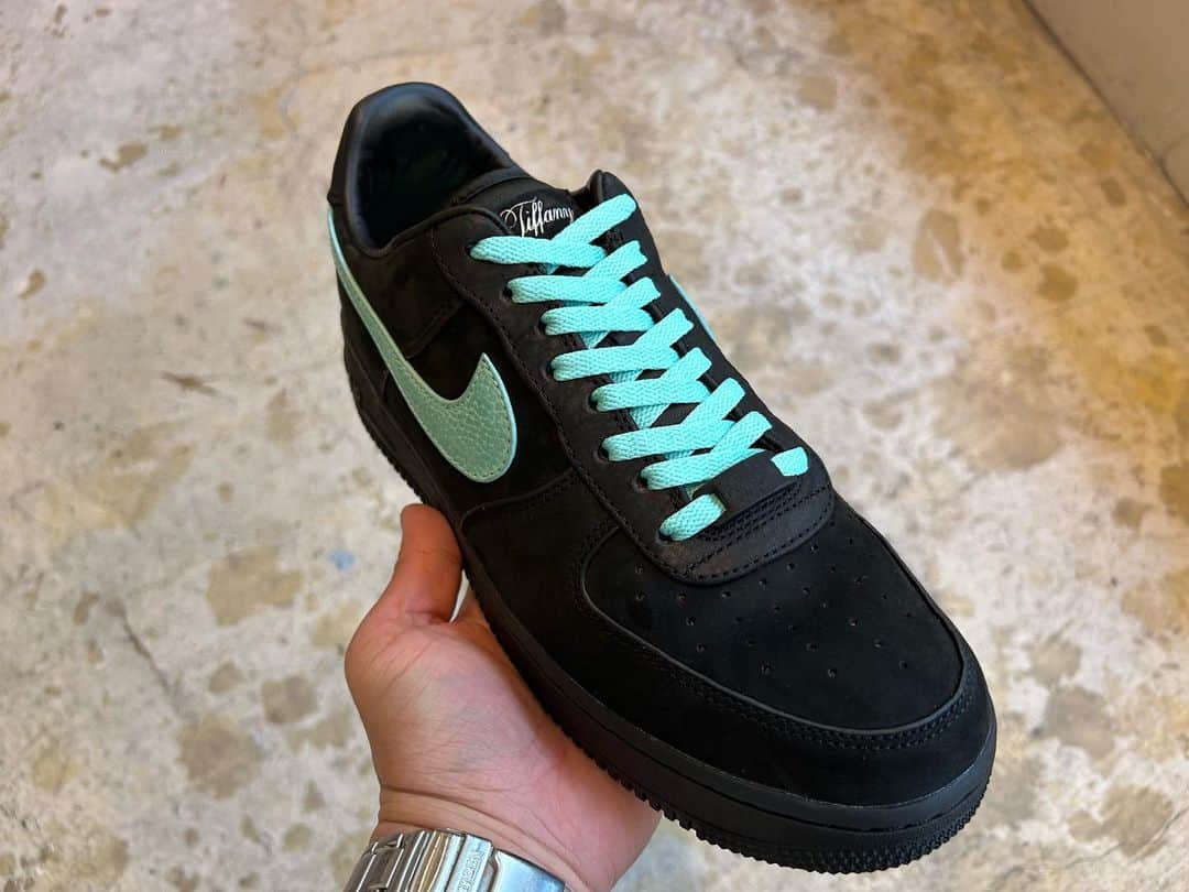 Sneaker At Randomさんのインスタグラム写真 - (Sneaker At RandomInstagram)「.  ARATA Polyester Shoelace Mint Green  カラバリ豊富です！ 60〜180cm(20cm刻み) カスタム要因でもオススメです！  #sneakeratrandom#スニーカーアトランダム#junkyard#ジャンクヤード#sneaker#スニーカー#スニーカー修理#スニーカーカスタム#市川#本八幡#梅田#阪神梅田本店#心斎橋#高円寺#angeluspaint#アンジェラスペイント#arata#アラタ#shoelace#シューレース#靴紐」4月17日 19時01分 - sneaker_at_random